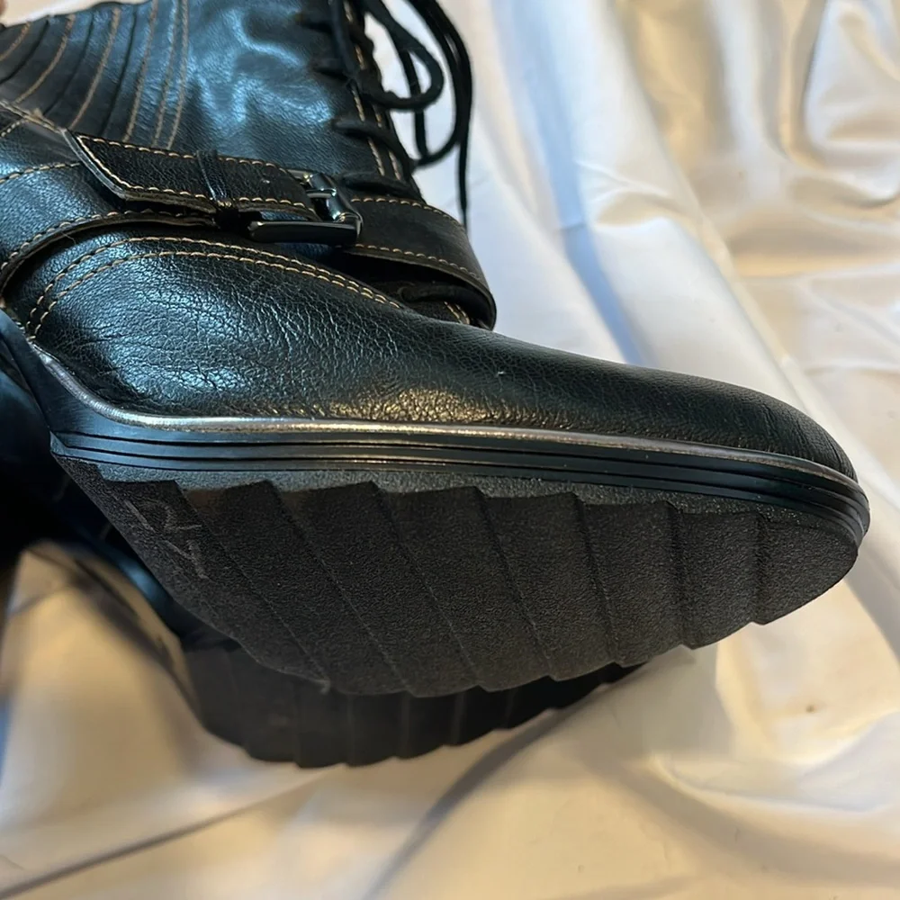 Sofft | women’s black high heel boots with buckle strap and laces shoe size 11 - Picture 13 of 15